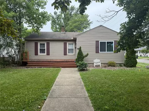 907 Ohio Ave, Ashtabula, OH 44004