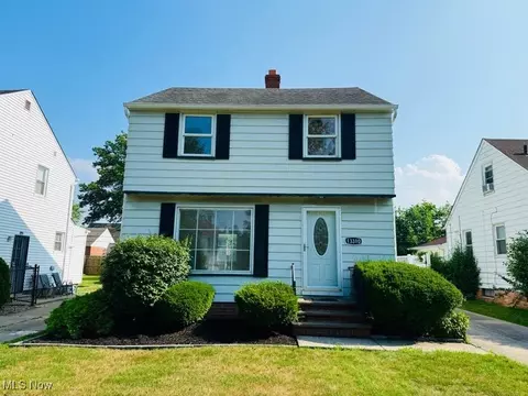 13310 Thraves Ave, Garfield Heights, OH 44125