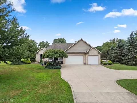 6810 S Ridge Rd W, Geneva, OH 44041