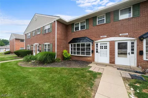 31602 N Marginal Rd #C, Eastlake, OH 44095