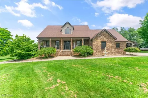 49485 Hickman Rd, East Liverpool, OH 43920