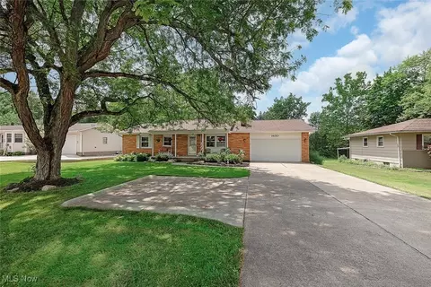1650 S Carpenter Rd, Brunswick, OH 44212