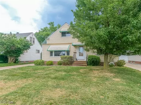 797 Glenhurst Rd, Willowick, OH 44095