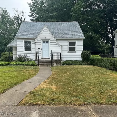 19330 Meredith Ave, Euclid, OH 44119