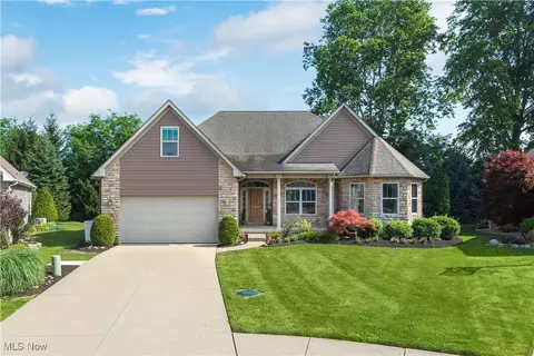 418 Kestral Way, Amherst, OH 44001