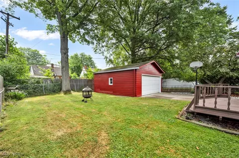 681 E 254th St, Euclid, OH 44132 photo 25