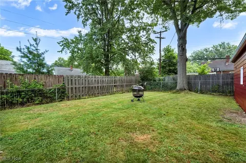 681 E 254th St, Euclid, OH 44132 photo 23