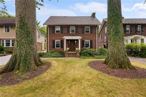 2357 Demington Dr, Cleveland Heights, OH 44106