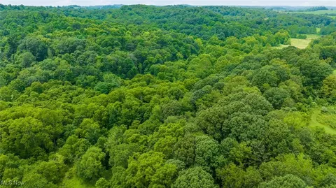 Crawford Lane, New Concord, OH 43762