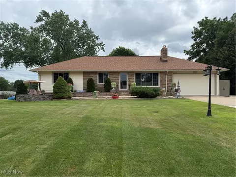 9237 Shepard Rd, Macedonia, OH 44056