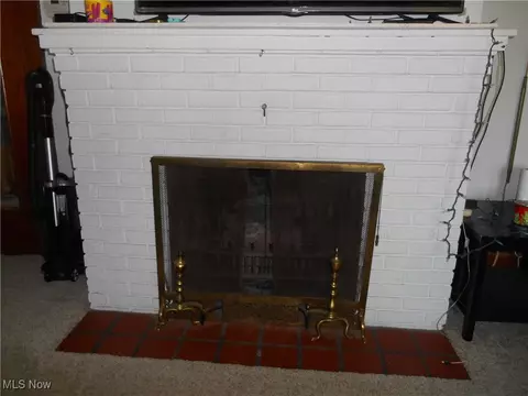 Living - 6311 Frances Ave, Ashtabula, OH 44004 photo 1 of 2