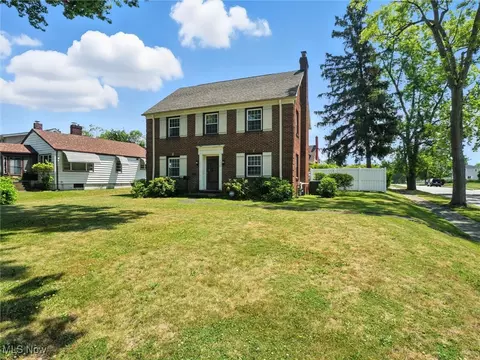 1330 Bunker Hill Rd, Ashtabula, OH 44004