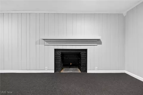 Living - 91 E 207th St, Euclid, OH 44123 photo 4 of 4