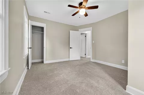 Bedroom - 91 E 207th St, Euclid, OH 44123 photo 3 of 4