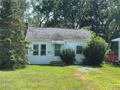 4748 Glenn Lodge Rd, Mentor, OH 44060