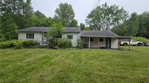 795 E Liberty St, Hubbard, OH 44425