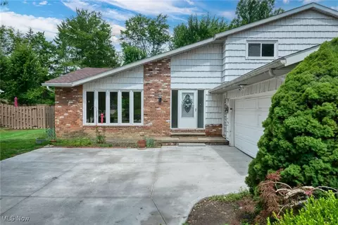 Exterior - 37123 Deer Run, Solon, OH 44139 photo 2 of 4