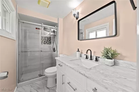 Bath - 37123 Deer Run, Solon, OH 44139 photo 2 of 4