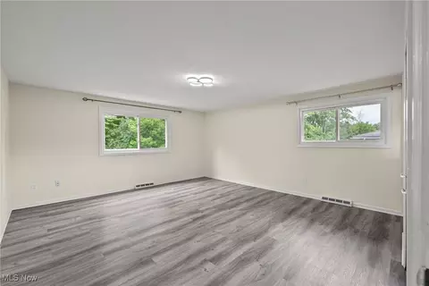 Bedroom - 37123 Deer Run, Solon, OH 44139 photo 1 of 6