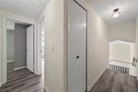 Entry Way - 37123 Deer Run, Solon, OH 44139 photo 4 of 4