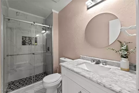 Bath - 37123 Deer Run, Solon, OH 44139 photo 1 of 4
