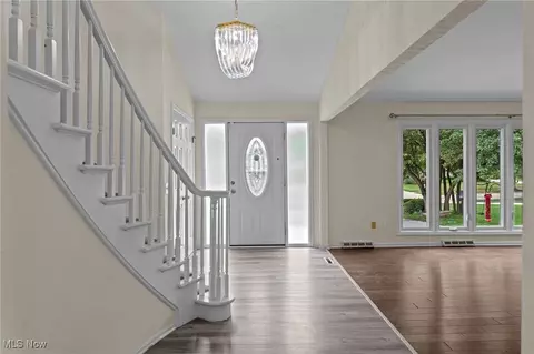 Entry Way - 37123 Deer Run, Solon, OH 44139 photo 1 of 4