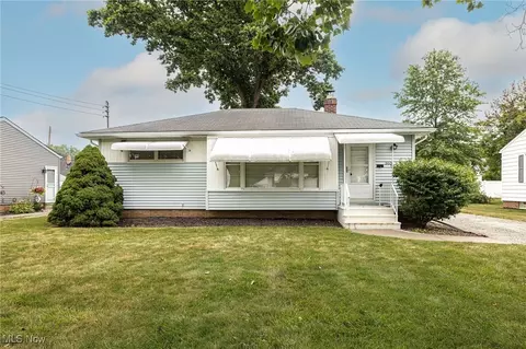365 Beebe Ave, Elyria, OH 44035