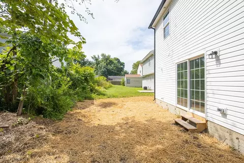 669 Orchard Rd, Willoughby, OH 44094 photo 25