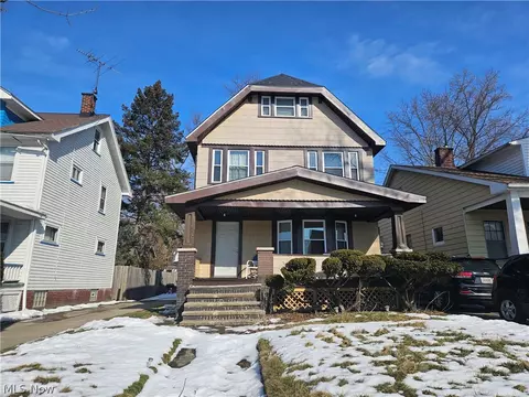 15301 Parkgrove Ave, Cleveland, OH 44110