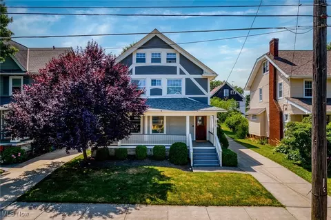 1514 Elbur Ave, Lakewood, OH 44107
