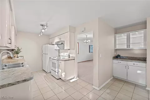 6584 Brookland Ave, Solon, OH 44139 photo 11