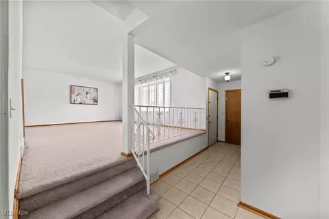 6584 Brookland Ave, Solon, OH 44139 photo 2