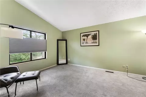 4533 Saint James Cir NW, Canton, OH 44708 photo 17