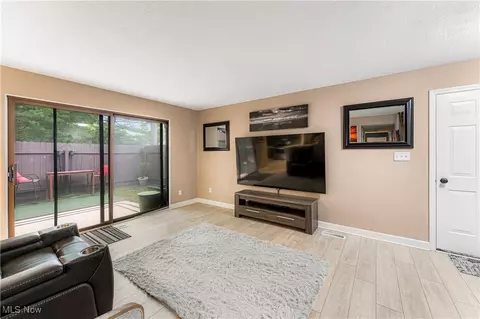 4533 Saint James Cir NW, Canton, OH 44708 photo 12