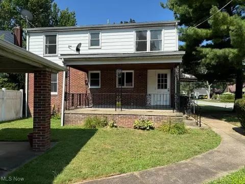 Exterior - 7005 Paxton Rd, Boardman, OH 44512 photo 2 of 4