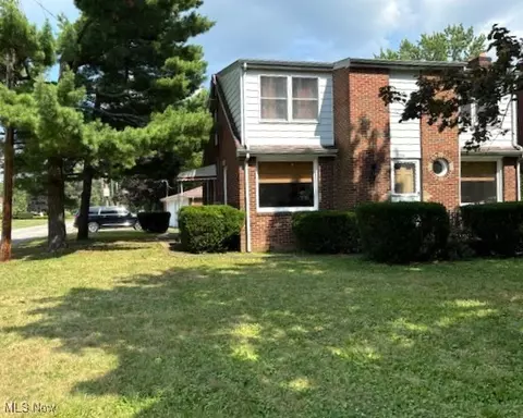 7005 Paxton Rd, Boardman, OH 44512