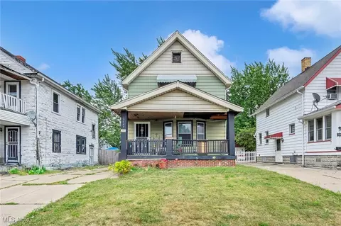 2045 W 104th St, Cleveland, OH 44102