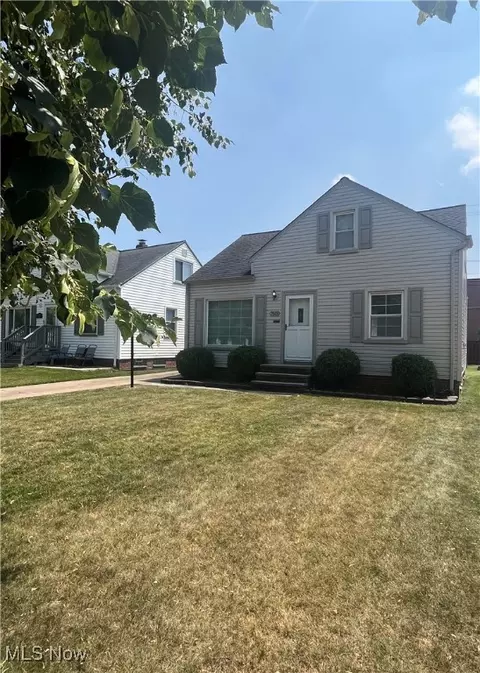 7501 Ira Ave, Brooklyn, OH 44144
