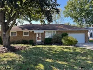 5832 Decker Rd, North Olmsted, OH 44070