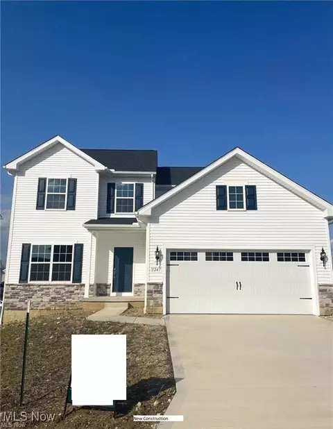 3379 Buckeye Trl, Uniontown, OH 44685