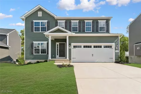 3381 Buckeye Trl, Uniontown, OH 44685