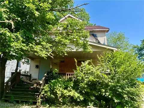 3275 E 142nd St, Cleveland, OH 44120