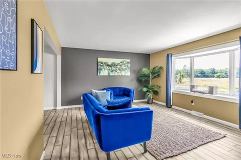 Living - 2948 Warner Rd, Fowler, OH 44418 photo 1 of 5