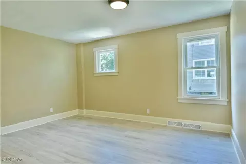 Other - 726 5th St, Struthers, OH 44471 photo 2 of 11