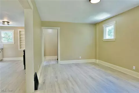 Other - 726 5th St, Struthers, OH 44471 photo 3 of 11