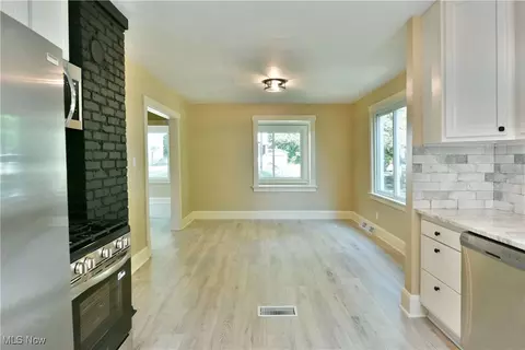 Other - 726 5th St, Struthers, OH 44471 photo 6 of 11