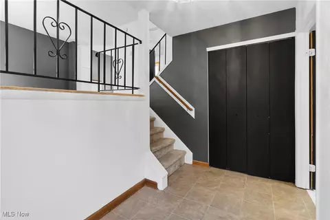 Entry Way - 9026 Store Dr, Windham, OH 44288 photo 1 of 3