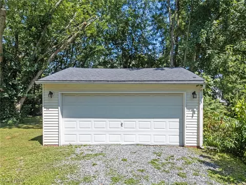 Exterior - 9026 Store Dr, Windham, OH 44288 photo 9 of 12