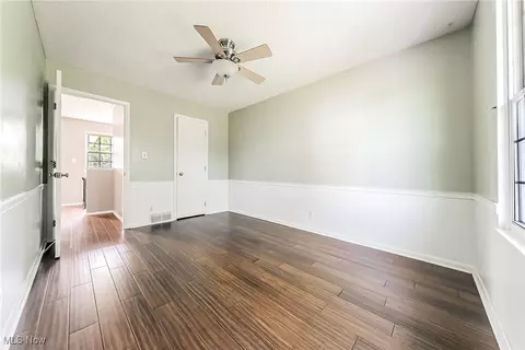 Bedroom - 6854 Colonial Dr #C, Mentor, OH 44060 photo 1 of 6