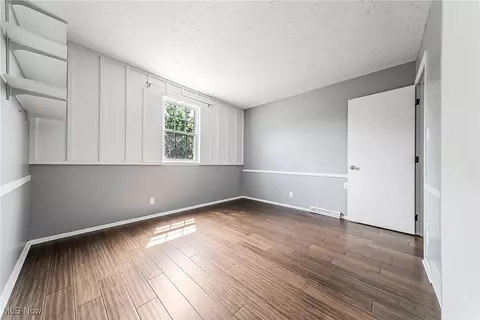 Bedroom - 6854 Colonial Dr #C, Mentor, OH 44060 photo 6 of 6